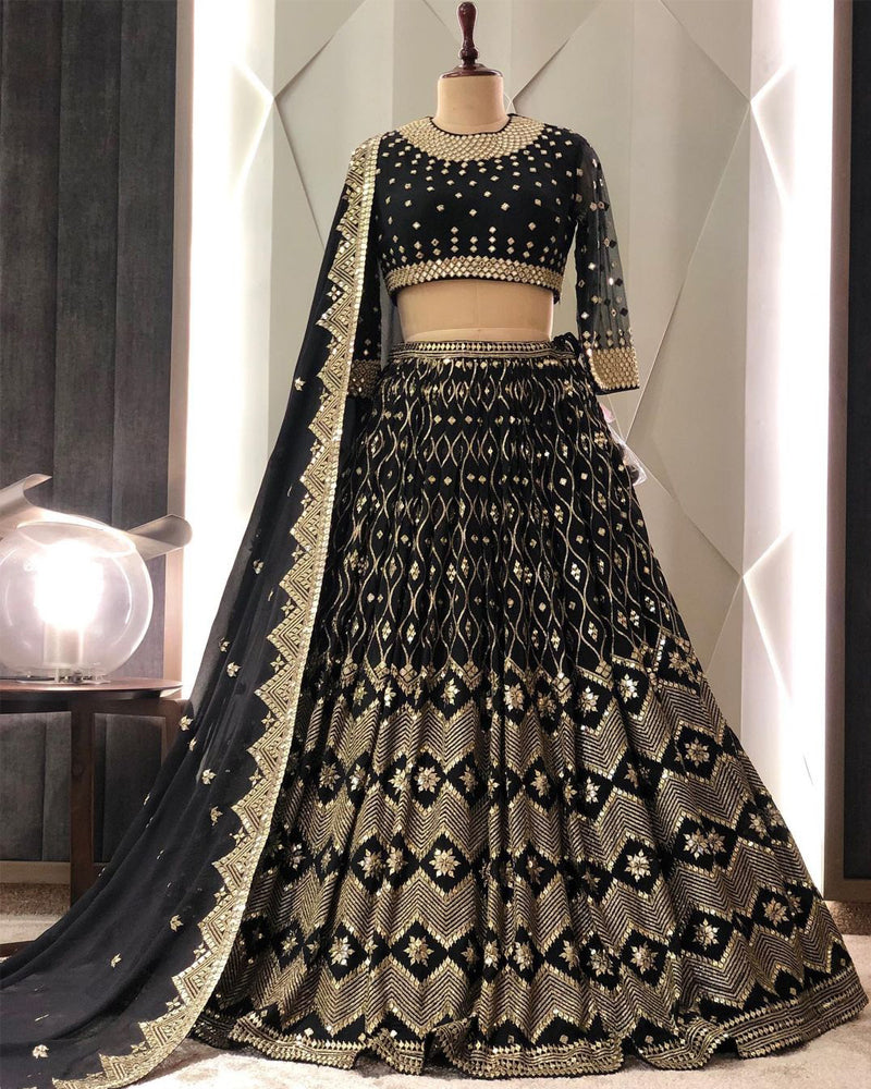 Wedding Lehenga choli, designer Lehenga choli, Latest Lehenga choli, bollywood style Lehenga choli, online shopping Lehenga, lehenga choli, Lehenga indian outfits, wedding lehenga, affordable Lehenga choli, party wear lehenga choli, bridal lehenga choli, Lehenga for Women, Lehenga Boutique, Ghagra Choli