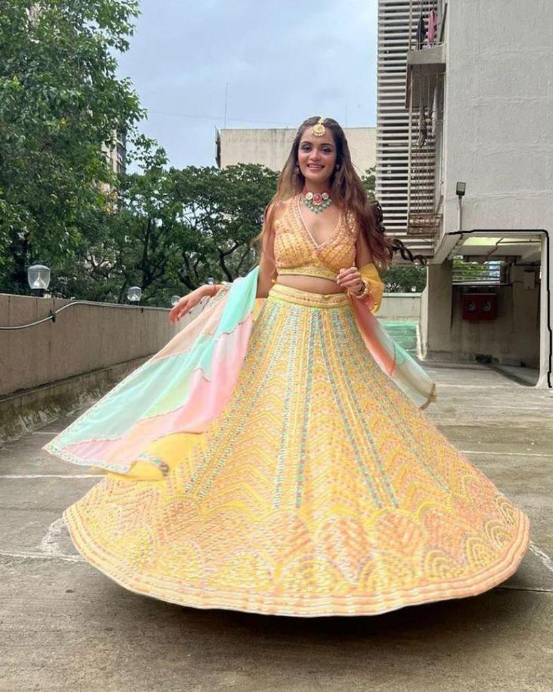 Lehenga choli, Indian lehenga, Bridal lehenga, Traditional lehenga choli, Designer lehenga, Wedding lehenga, Embroidered lehenga, Silk lehenga choli, Bollywood lehenga, Lehenga choli set, Lehenga blouse, Lehenga skirt, Lehenga with dupatta, Lehenga for engagement, Ghaghra Choli, Chaniya Choli, Lehenga for Women