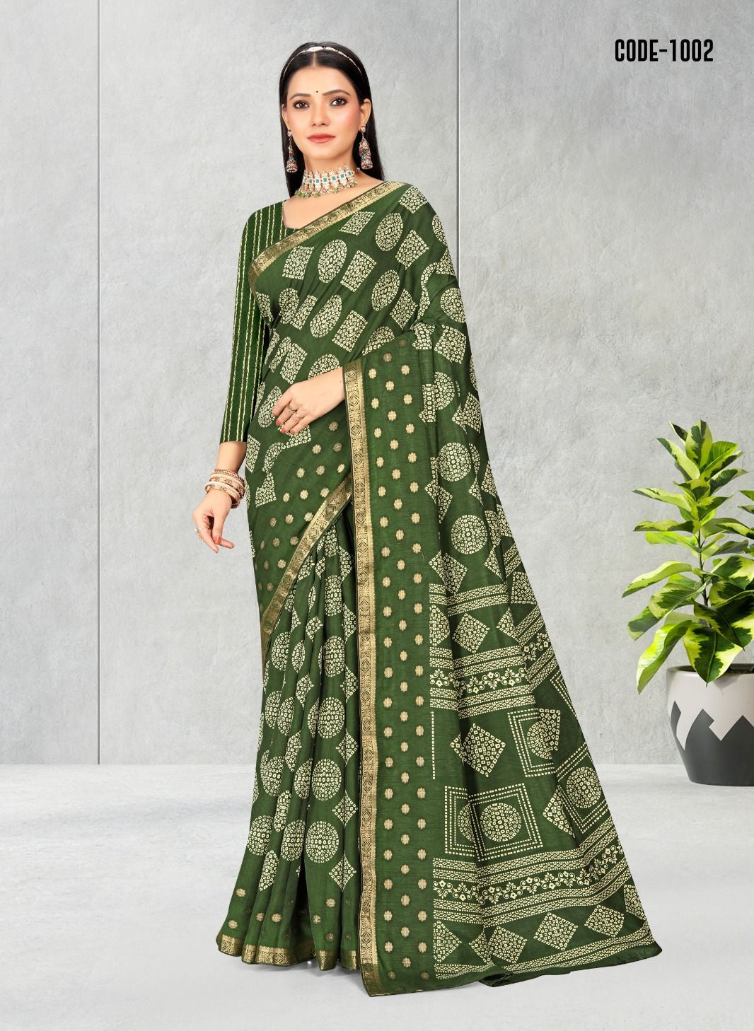 Green color Geometric Print Jacquard border Dola Silk saree with blouse for women - 14572