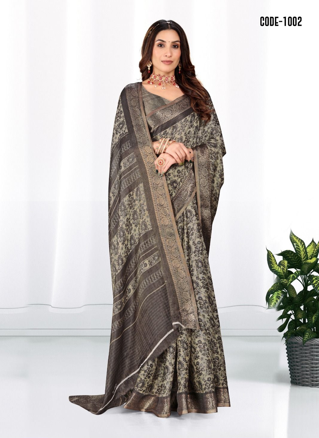 Grey color Zari weaves Jacquard border Moda zari silk saree with blouse for women - 13987