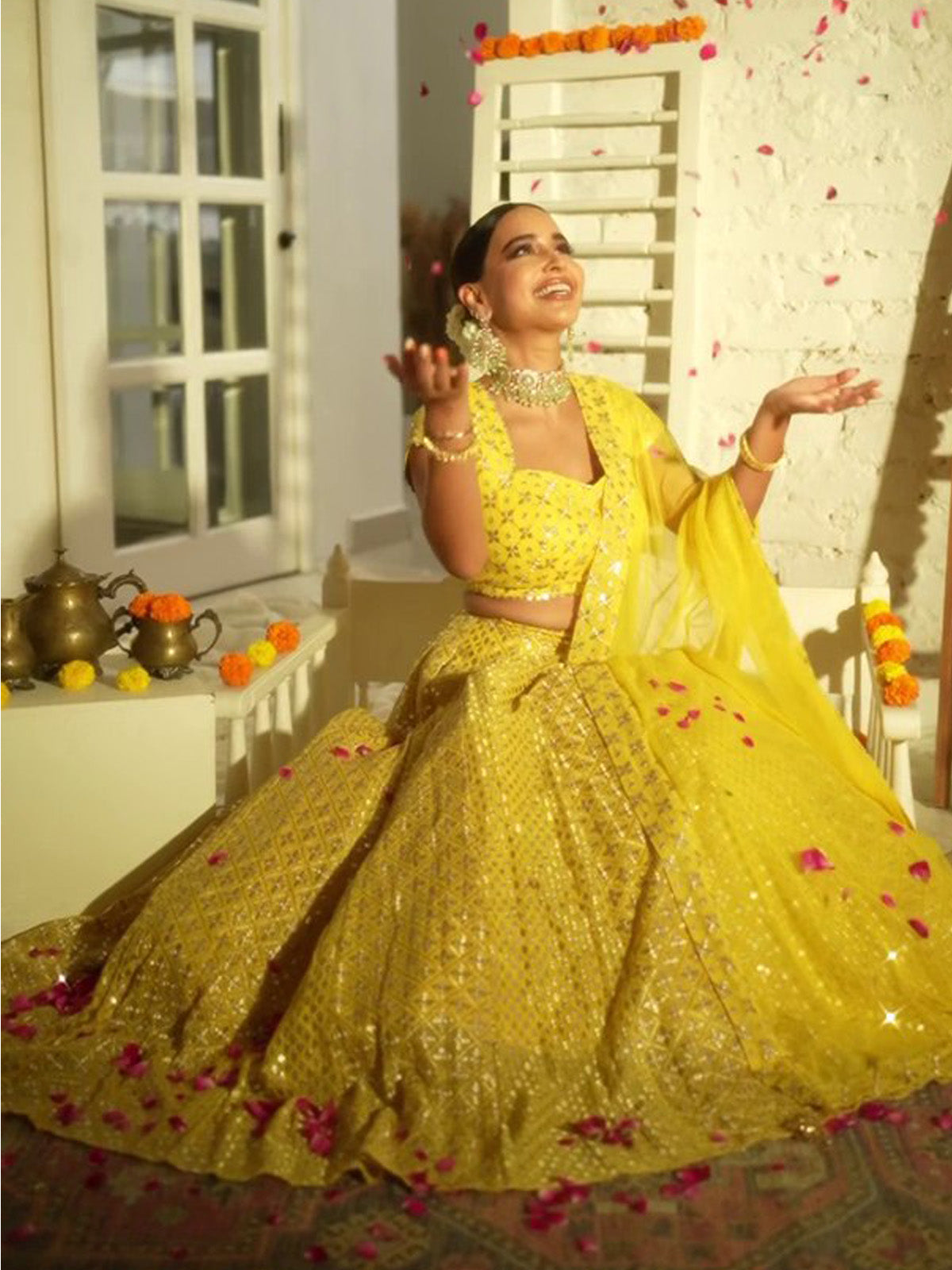Discover a stylish wedding lehenga choli set featuring faux georgette, 9MM sequin zari work, 3m flair, unstitched embroidered blouse and dupatta.