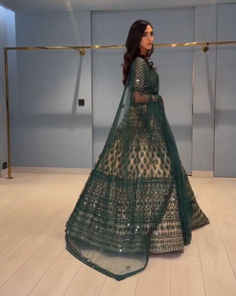 Indian Lehenga choli, Party wear Lehenga choli, Bollywood Lehenga choli, Latest Lehenga choli, Lehenga choli online, Lehenga choli for girls, Embroidered Lehenga choli, Lehenga choli blouse designs, Lehenga choli with price, Lehenga choli for bride, Lehenga choli for wedding reception, Lehenga choli for engagement