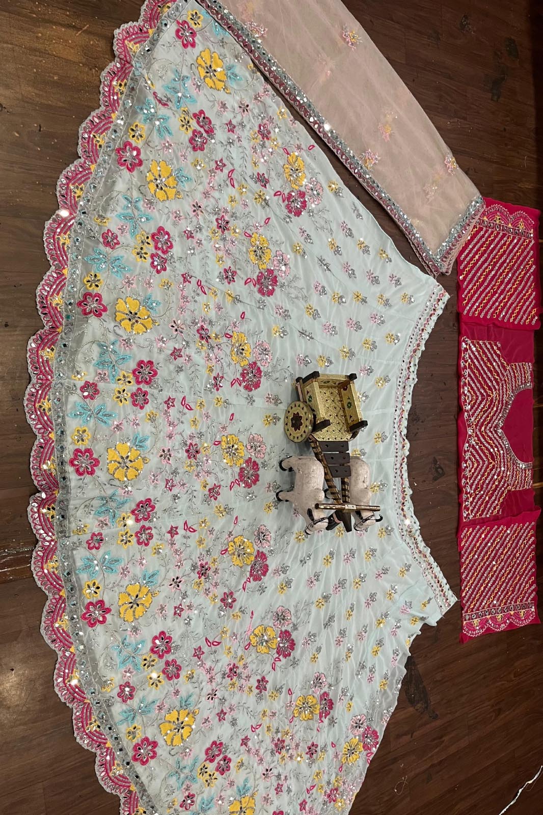 Elevate your ethnic wardrobe with semi-stitched fox georgette lehenga choli. Stunning lehenga blouse models & lehenga choli designs for women & girls.