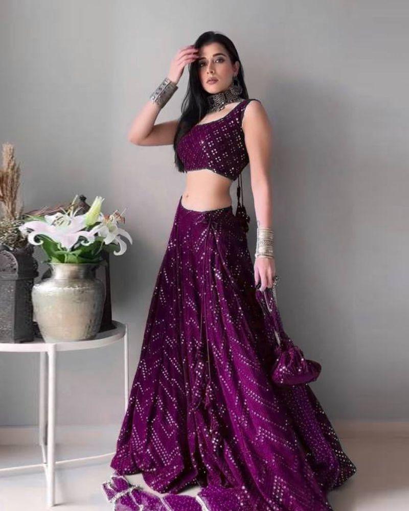 Lehenga choli for bridal wear, Lehenga choli for cocktail, Lehenga choli for traditional events, Lehenga choli for modern events, Lehenga choli for special occasions, Lehenga choli for summer weddings, Lehenga choli for destination weddings, Lehenga choli for beach weddings, Lehenga choli for royal weddings