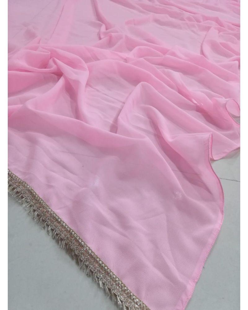 Lehenga choli with floral motifs, Lehenga choli with thread work, Lehenga choli with hand-painted designs, Lehenga choli with brocade fabric, Lehenga choli with velvet fabric, Lehenga choli with net fabric, Indian traditional wear, Ethnic attire, Indian bridal outfit, Lehenga with heavy embroidery