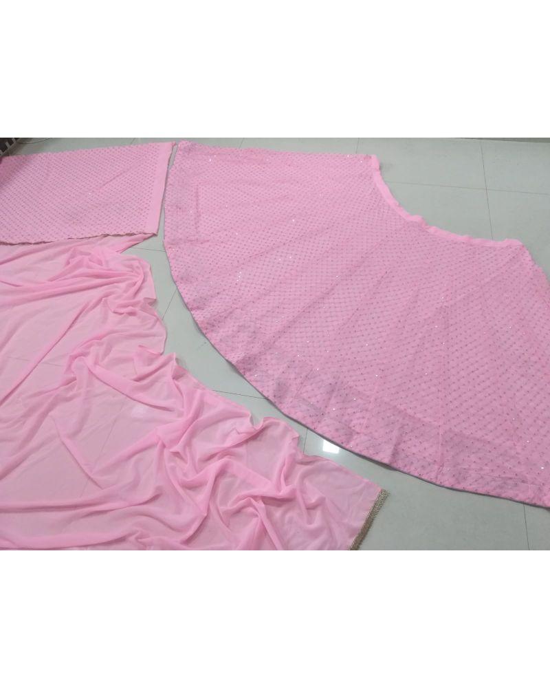 Lehenga choli with floral motifs, Lehenga choli with thread work, Lehenga choli with hand-painted designs, Lehenga choli with brocade fabric, Lehenga choli with velvet fabric, Lehenga choli with net fabric, Indian traditional wear, Ethnic attire, Indian bridal outfit, Lehenga with heavy embroidery