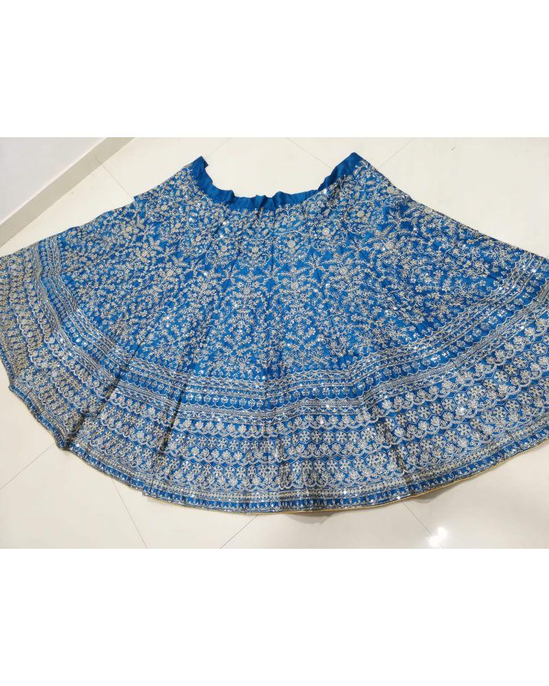 Lehenga choli with peacock motif, Contemporary lehenga choli, Zari work lehenga choli, Sequin work lehenga choli, Stone work lehenga choli, Thread work lehenga choli, Mirror work lehenga choli, Embellished lehenga choli, Floral lehenga choli, Pastel lehenga choli, Fusion lehenga choli, Indo-western lehenga choli