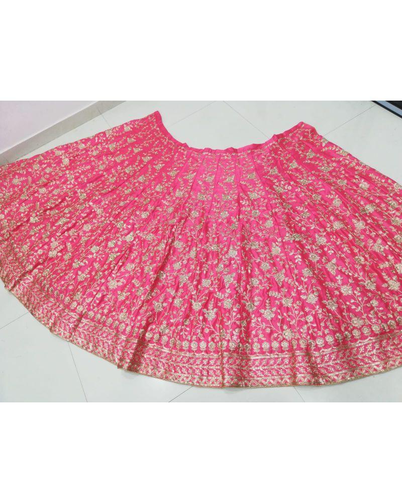 Lehenga choli for Lohri, Lehenga choli for Baisakhi, Lehenga choli for Dussehra, Lehenga choli for Ganesh Chaturthi, Lehenga choli for Janmashtami, Lehenga choli for Eid-ul-Fitr, Lehenga choli for Eid-ul-Adha, Lehenga choli for Christmas, Lehenga choli for New Year, Lehenga choli for Valentine's Day