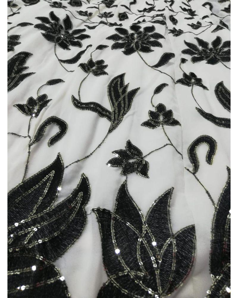 Lehenga choli in metallic colors, Tie-dye Lehenga choli, Lehenga choli with cutwork, Lehenga choli for kitty party, Lehenga choli with 3D flowers, Lehenga choli in ivory color, Lehenga choli for photoshoot, Lehenga choli with ombre effect, Detachable Lehenga choli skirt, Lehenga choli for beach wedding, Lehenga choli in bright colors