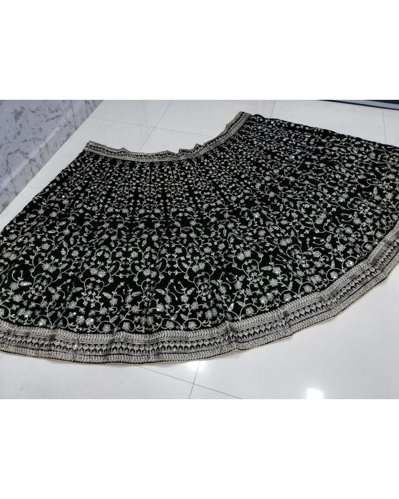 Lehenga Blouse design Back and front, Lehenga Chunri, Ethnic plus Lehenga, Lahaga, Designer Lehenga choli for women, Myntra Lehenga, Lehenga saree, Choli design, न्यू लहंगा डिजाइन, Lahenga, New Lehenga design 2024, Lehga, Lacha dress, Best Lehenga design, Ladies Lehenga choli, Ghagra choli for women, Velvet lehenga
