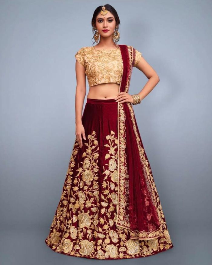 Buy Sumshy Designer Wedding Wear Lehenga Choli Online Collection 2023 -  Eclothing