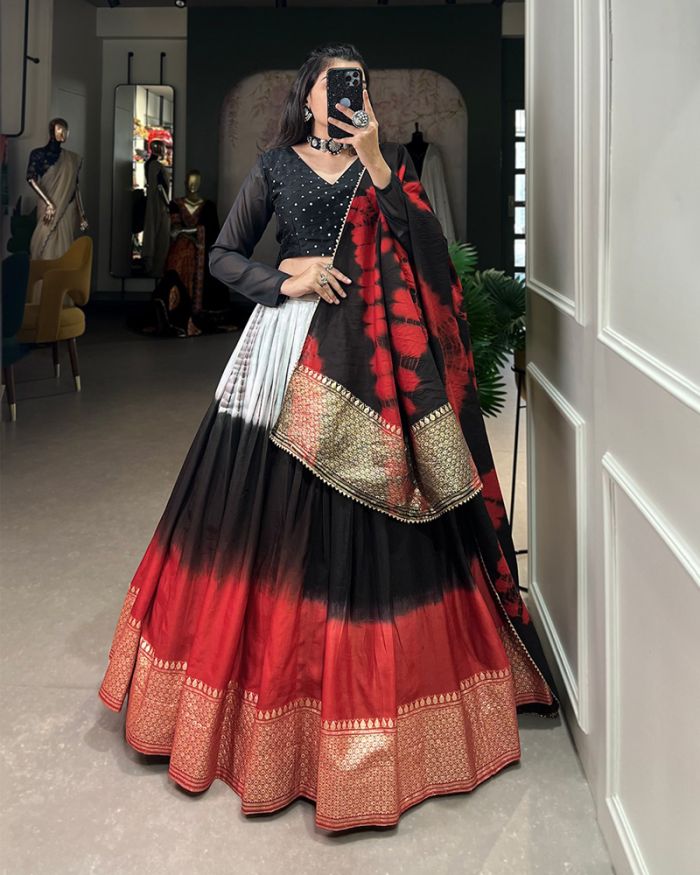 mayaali shines bright in this beautiful lehanga choli by  @mohsin.naveed.ranjha at her friends Mehndi 🤩😍🤩… | Indian fashion,  Indian wedding dress, Indian dresses