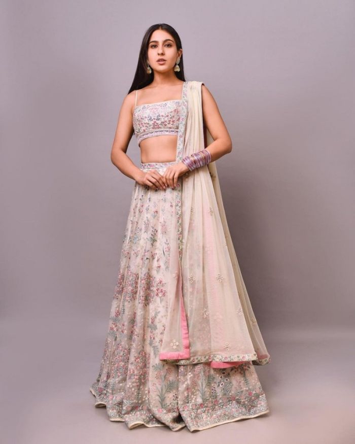 Elegant pink color Lehenga with one side curtain sleeves – ODHNI