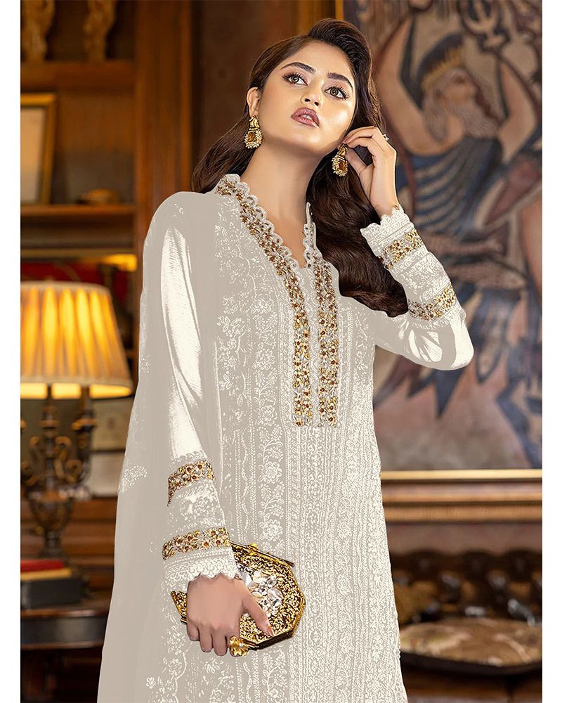 Designer Pakistani Suits Online India | Maharani Designer Boutique