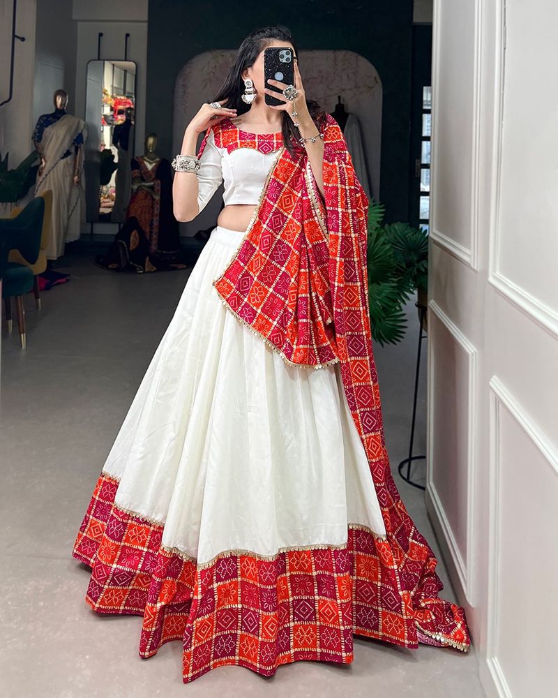 Machine White Georgette Thread Embroidery Lehenga Choli at Rs 2899 in Surat