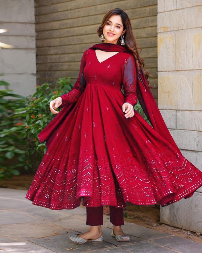 Women's Red Thread Work Anarkali Set (3pcs set) - Label Shaurya Sanadhya | Red  colour dress, Frock for women, Indian fashion dresses