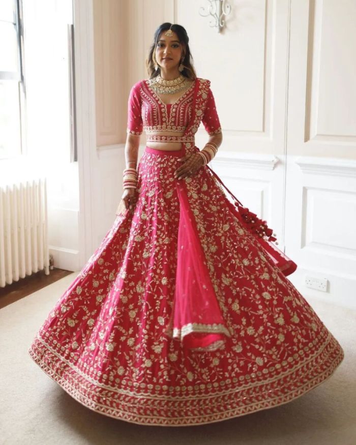 Buy Rani Pink Velvet Kurta Lehenga Online for Women by EASE CLOTHING -  3807148